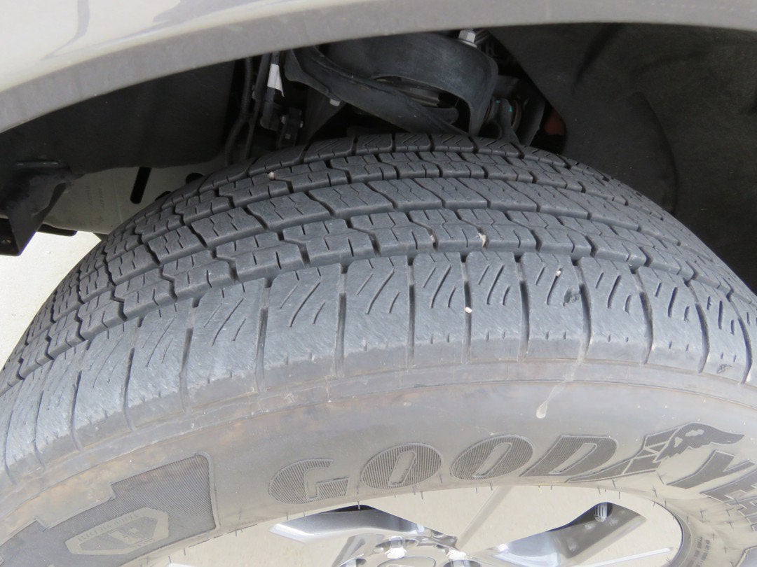 2024 Ford F-150 Lightning LARIAT