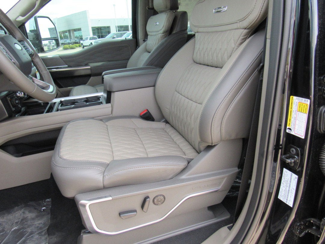 2027 Ford Super Duty F-250 SRW Platinum