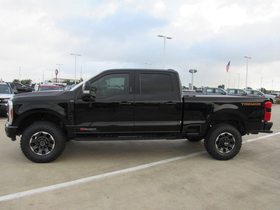 2023 Ford Super Duty F-250 SRW LARIAT