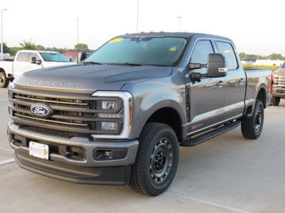 2027 Ford Super Duty F-250 SRW XLT
