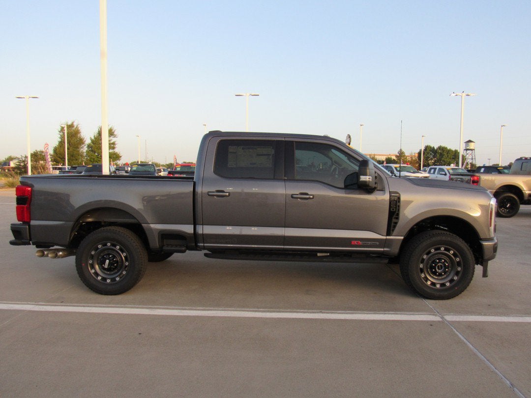 2027 Ford Super Duty F-250 SRW XLT
