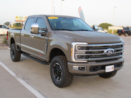 2027 Ford Super Duty F-250 SRW Platinum