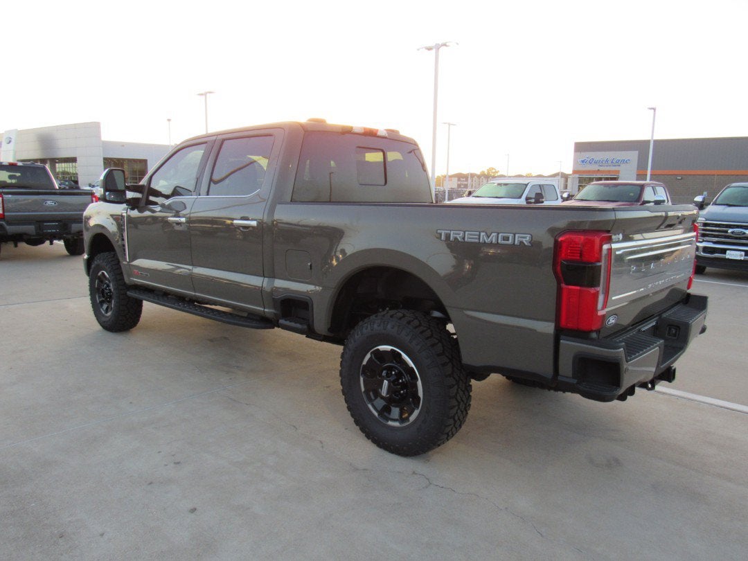 2027 Ford Super Duty F-250 SRW Platinum