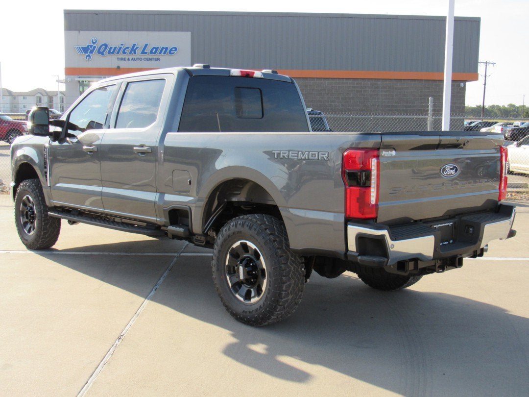 2027 Ford Super Duty F-250 SRW LARIAT