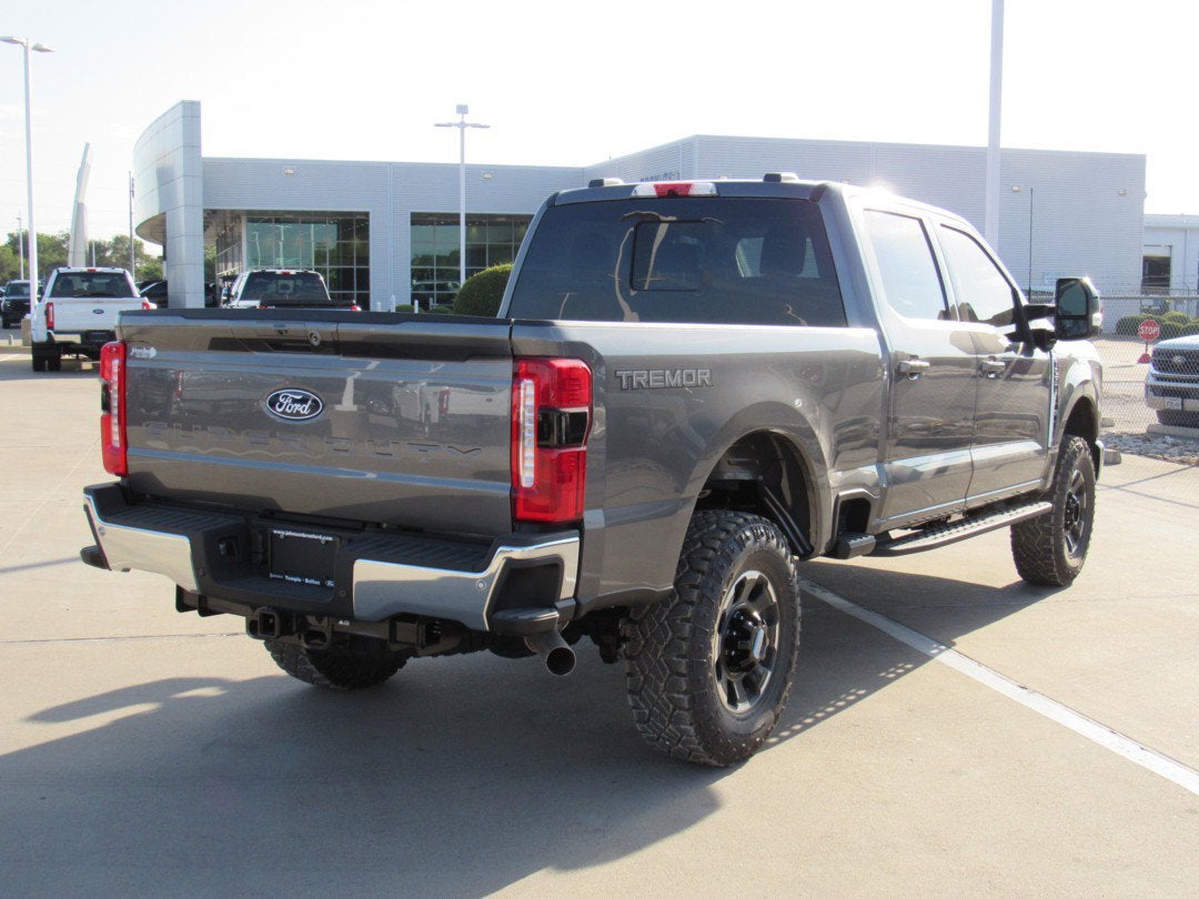 2027 Ford Super Duty F-250 SRW LARIAT