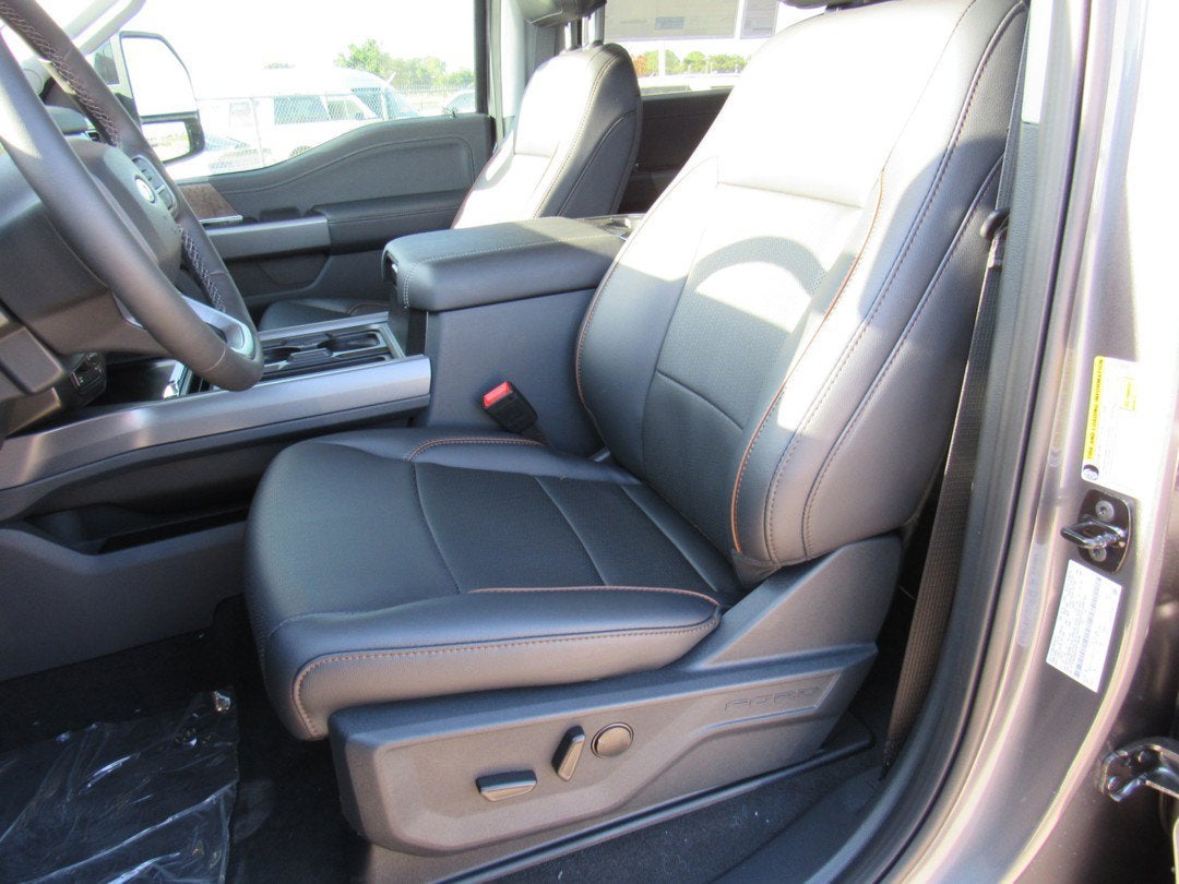 2027 Ford Super Duty F-250 SRW LARIAT
