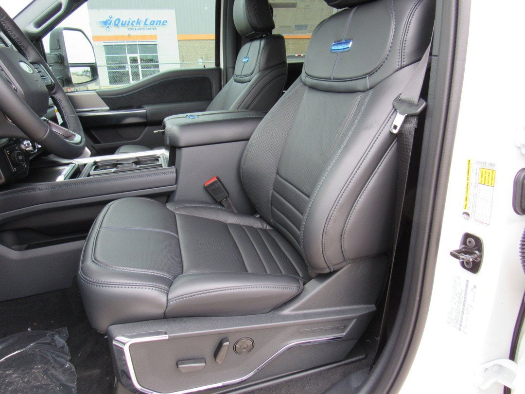 2026 Ford Super Duty F-250 SRW Platinum