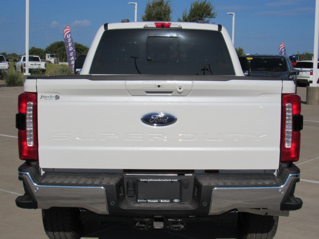 2026 Ford Super Duty F-350 SRW LARIAT