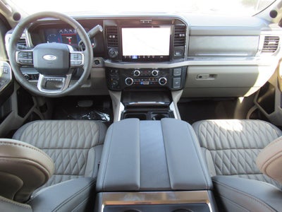 2026 Ford Super Duty F-350 SRW Platinum