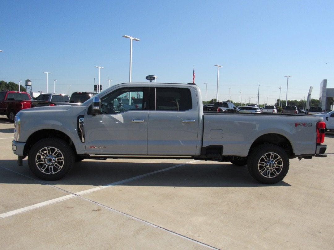 2026 Ford Super Duty F-350 SRW Platinum