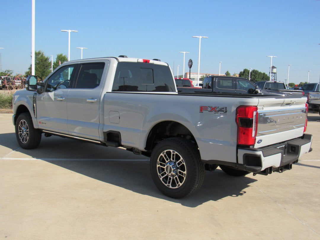 2026 Ford Super Duty F-350 SRW Platinum