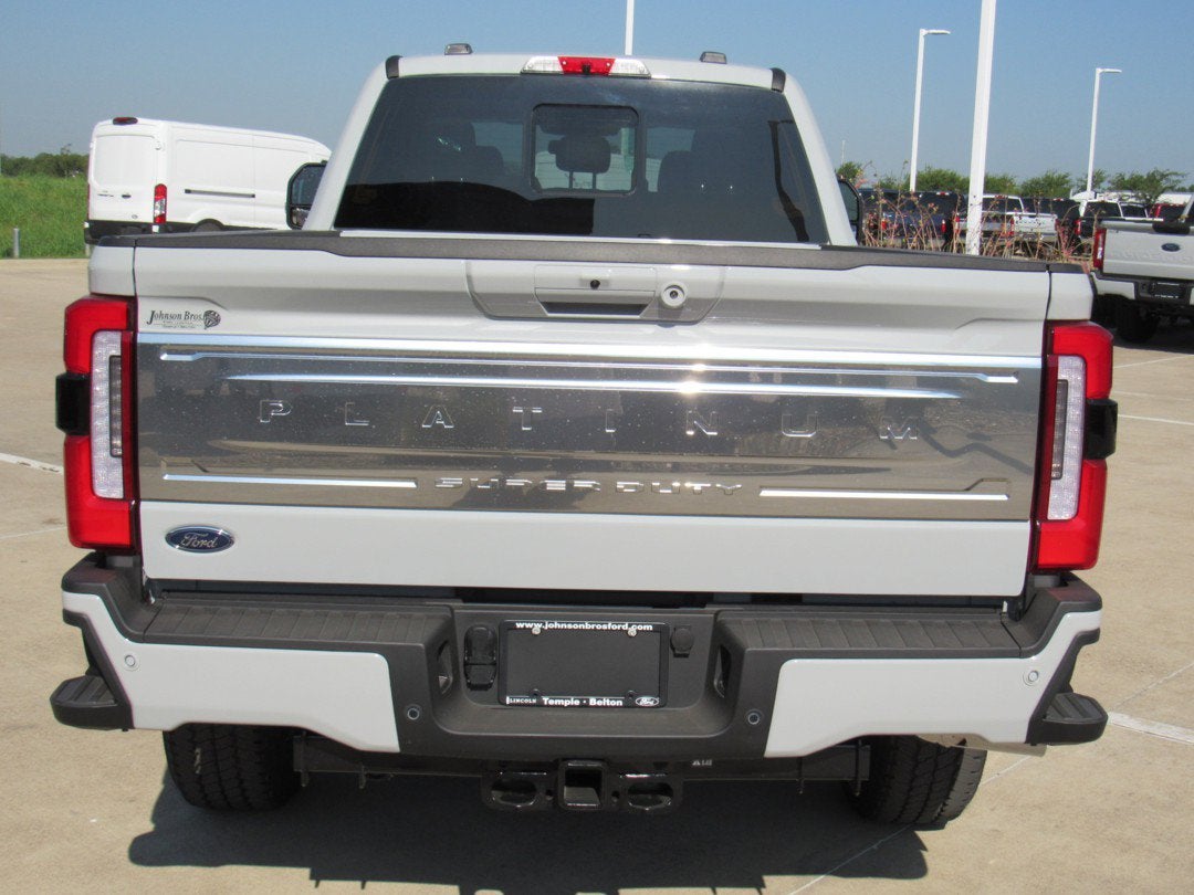 2026 Ford Super Duty F-350 SRW Platinum