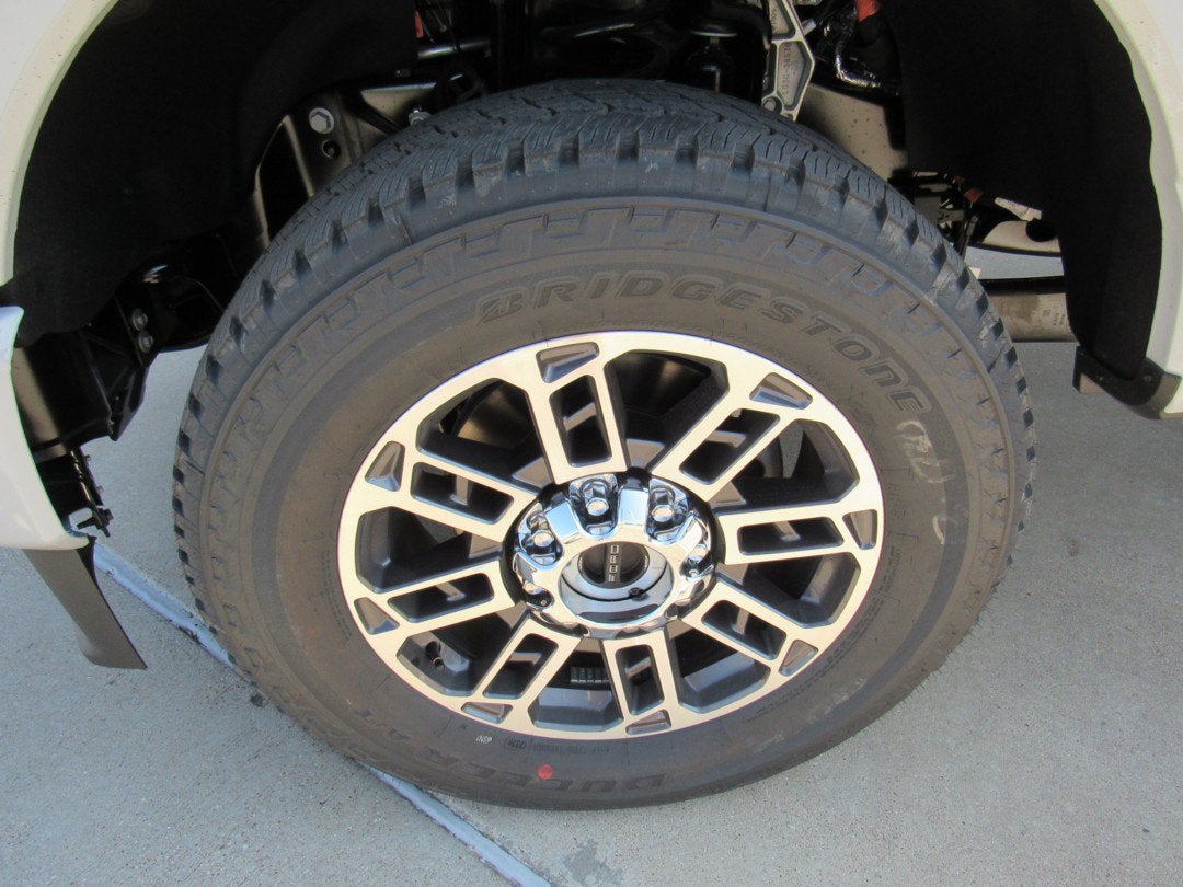 2026 Ford Super Duty F-350 SRW Platinum