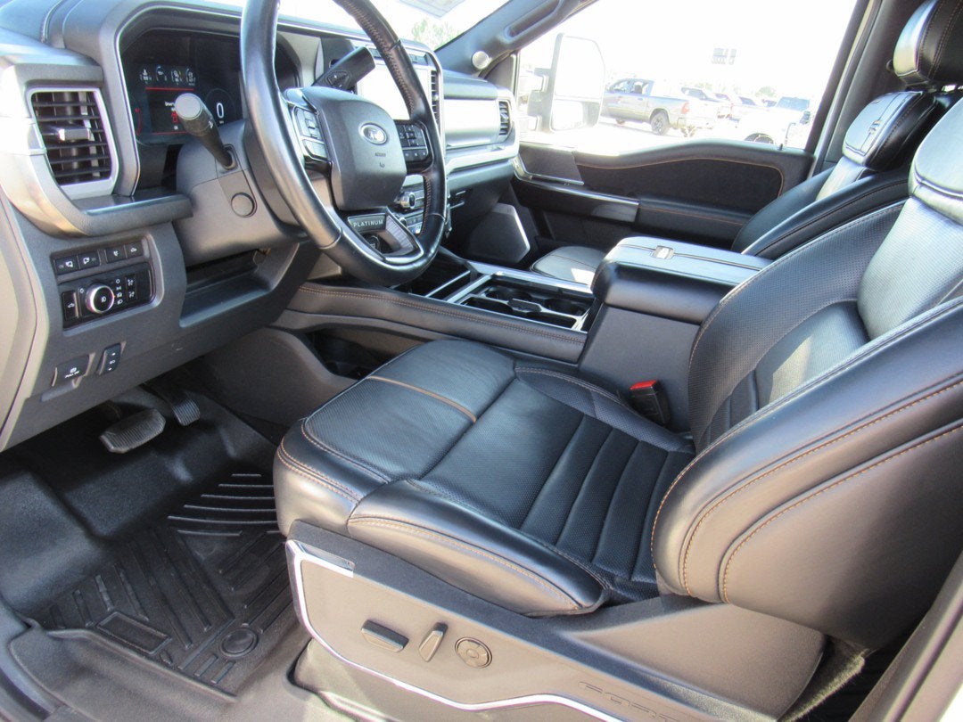 2024 Ford Super Duty F-350 SRW Platinum