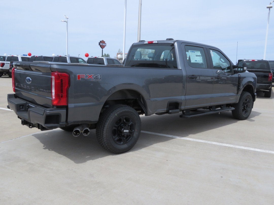 2026 Ford Super Duty F-350 SRW XL