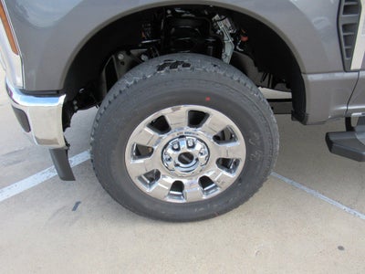 2026 Ford Super Duty F-350 SRW LARIAT