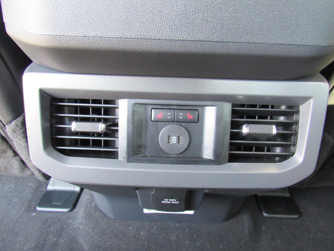 2026 Ford Super Duty F-350 DRW LARIAT