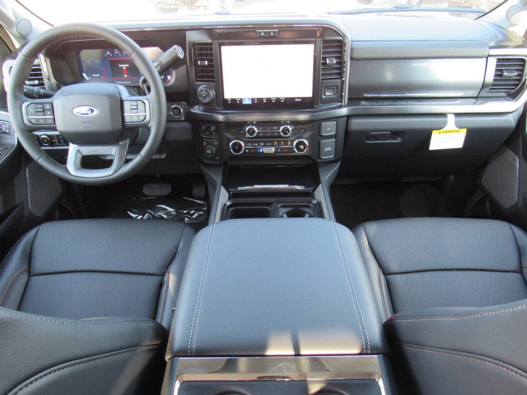 2026 Ford Super Duty F-350 DRW LARIAT