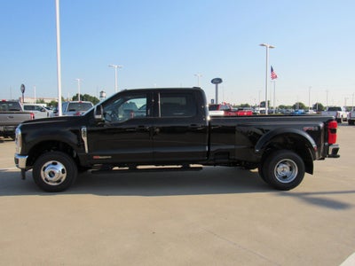 2026 Ford Super Duty F-350 DRW LARIAT