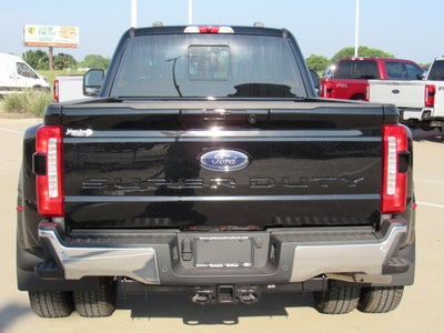 2026 Ford Super Duty F-350 DRW LARIAT