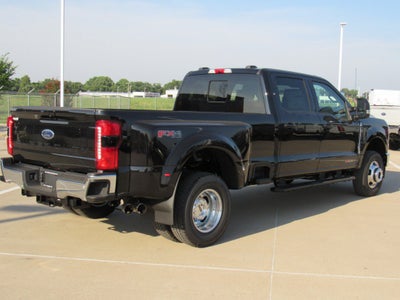 2026 Ford Super Duty F-350 DRW LARIAT