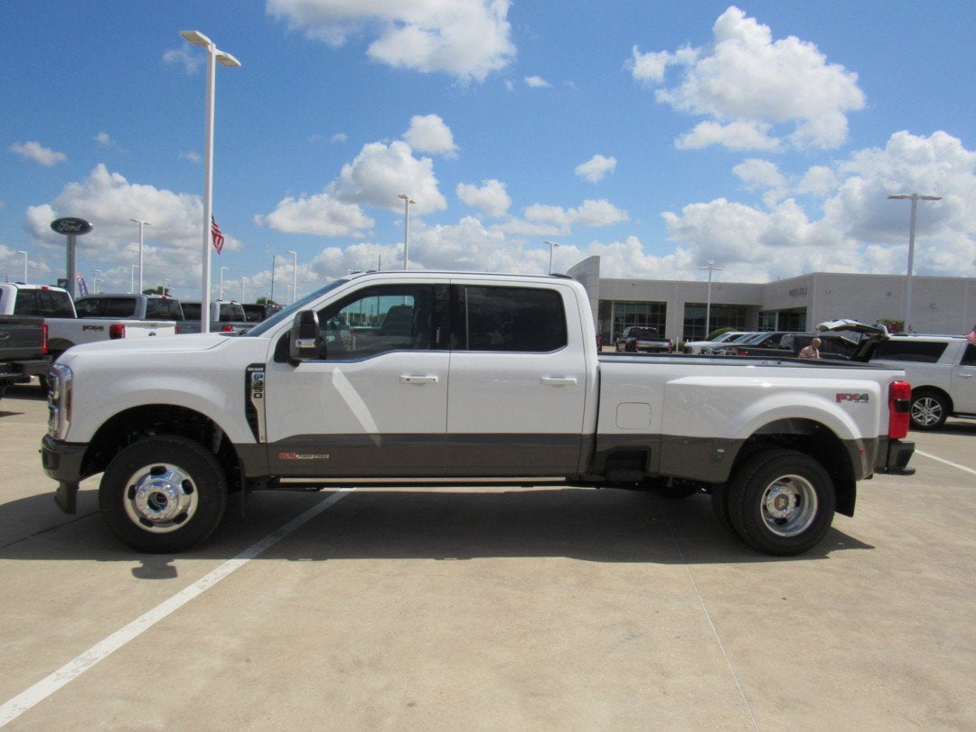 2026 Ford Super Duty F-350 DRW King Ranch