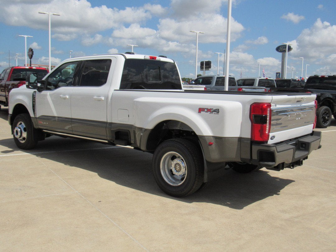 2026 Ford Super Duty F-350 DRW King Ranch