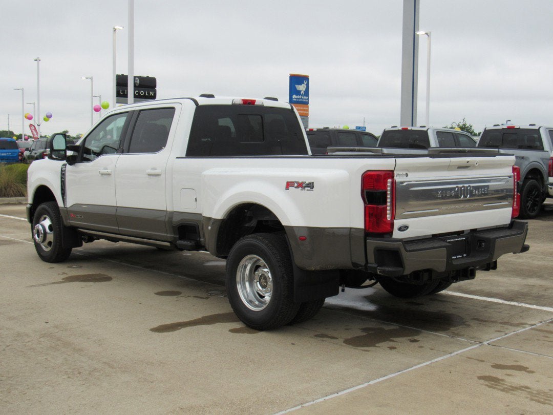2026 Ford Super Duty F-350 DRW King Ranch