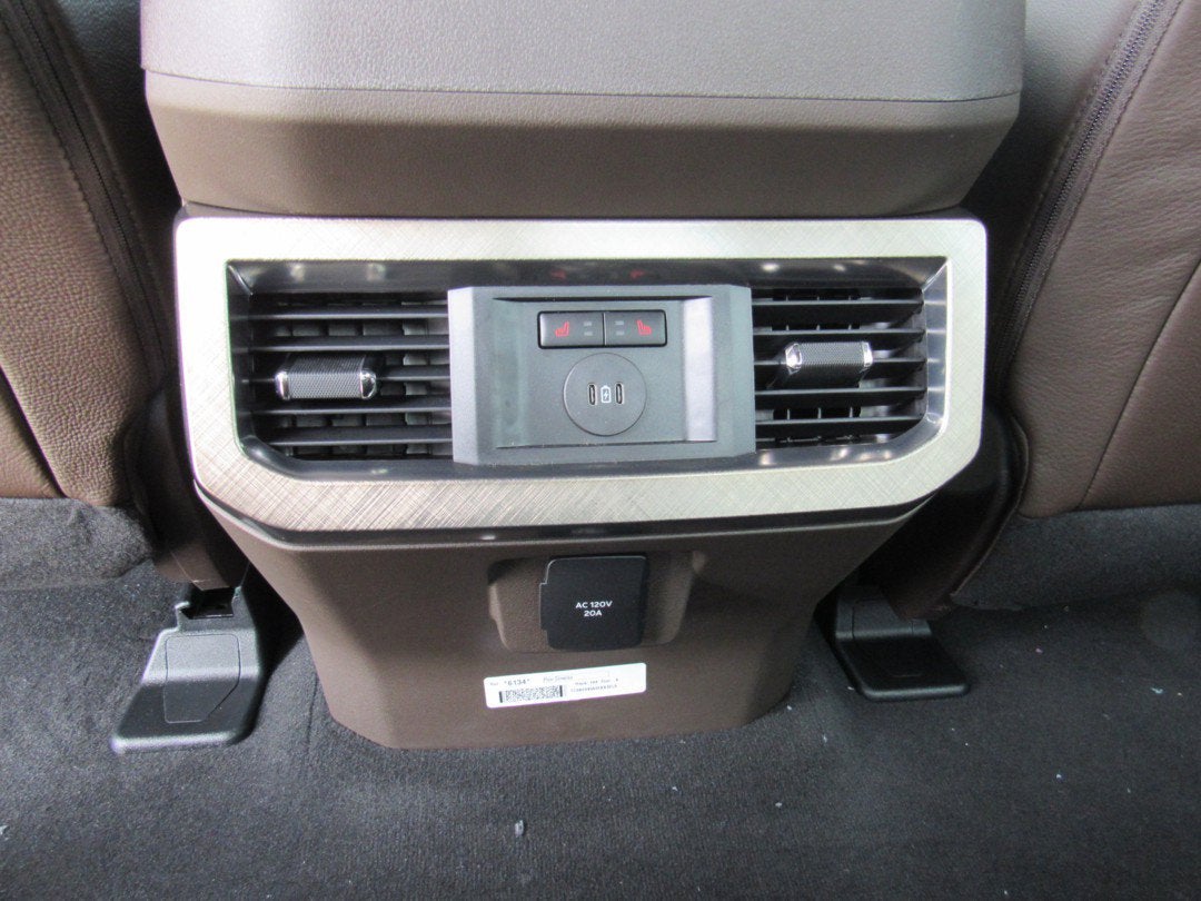 2027 Ford Super Duty F-350 DRW King Ranch