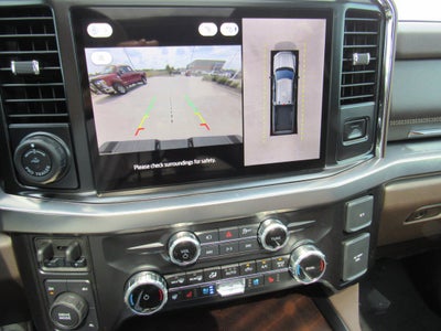 2027 Ford Super Duty F-350 DRW King Ranch