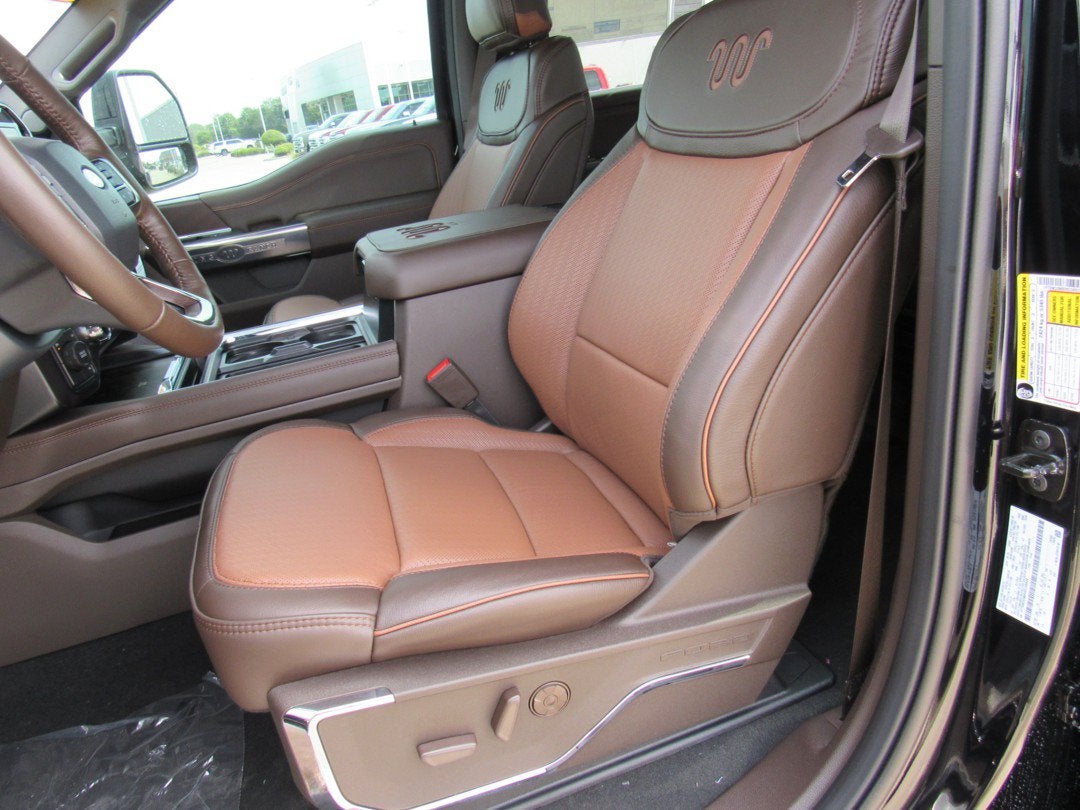 2027 Ford Super Duty F-350 DRW King Ranch