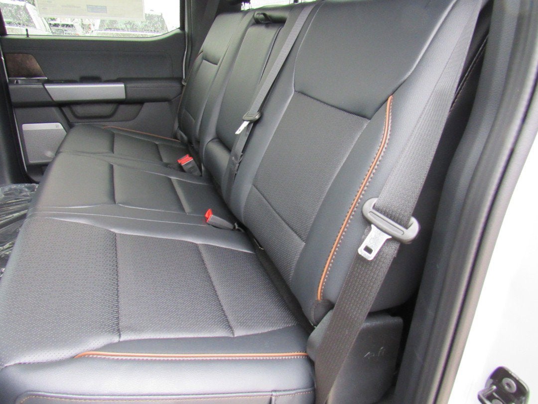 2026 Ford Super Duty F-350 DRW LARIAT