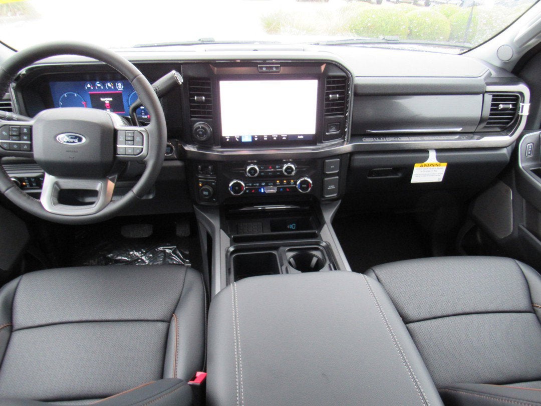 2026 Ford Super Duty F-350 DRW LARIAT