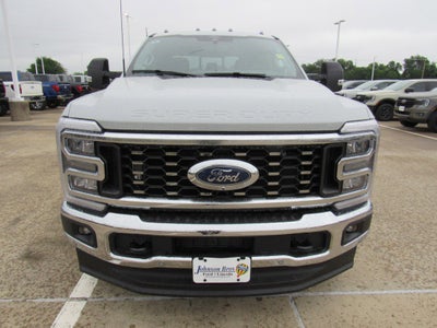 2026 Ford Super Duty F-350 DRW LARIAT