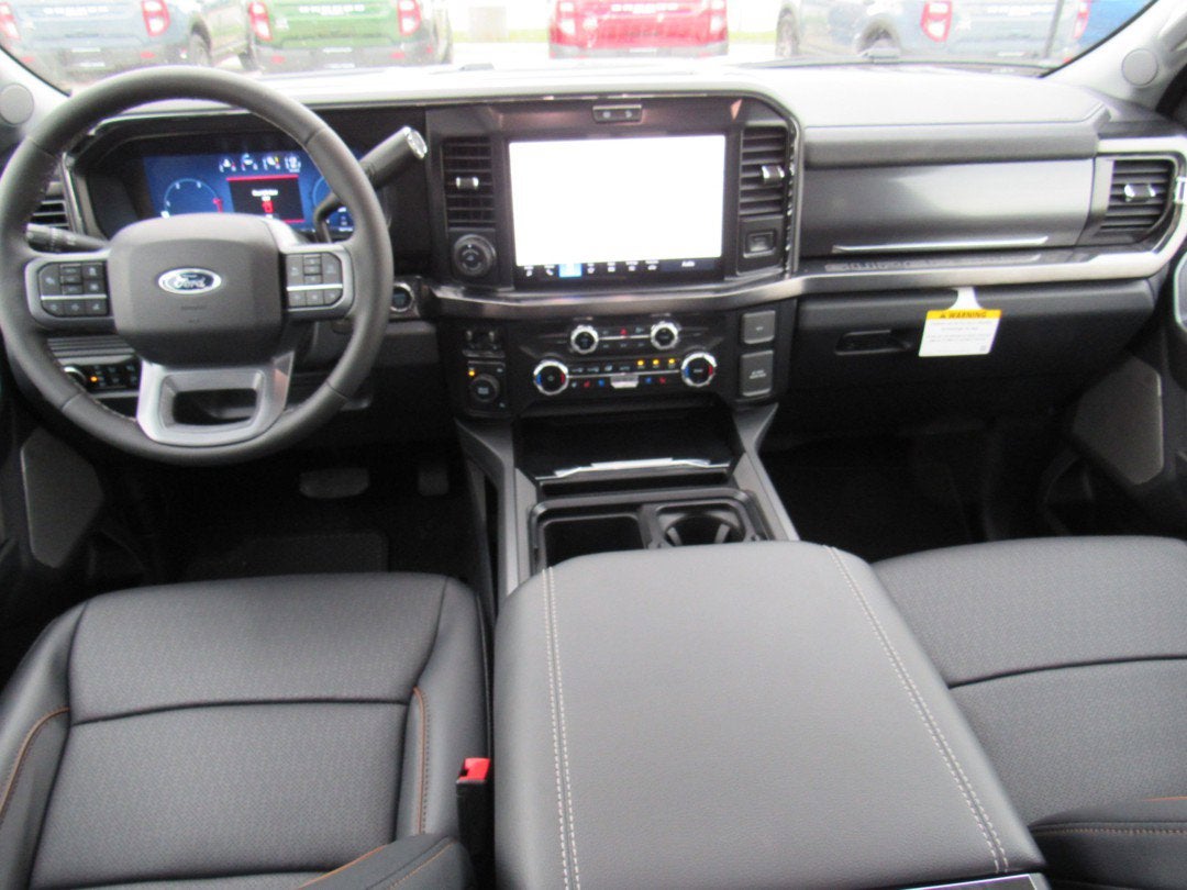 2026 Ford Super Duty F-350 DRW LARIAT
