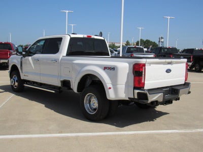 2026 Ford Super Duty F-350 DRW LARIAT