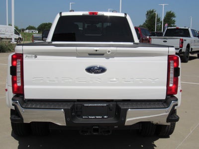 2026 Ford Super Duty F-350 DRW LARIAT