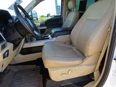 2019 Ford Super Duty F-350 DRW LARIAT