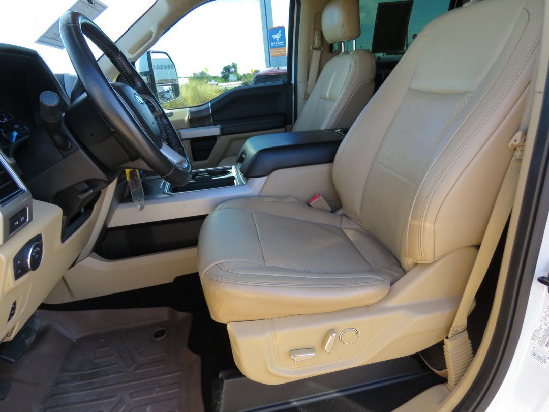 2019 Ford Super Duty F-350 DRW LARIAT