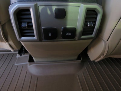 2019 Ford Super Duty F-350 DRW LARIAT