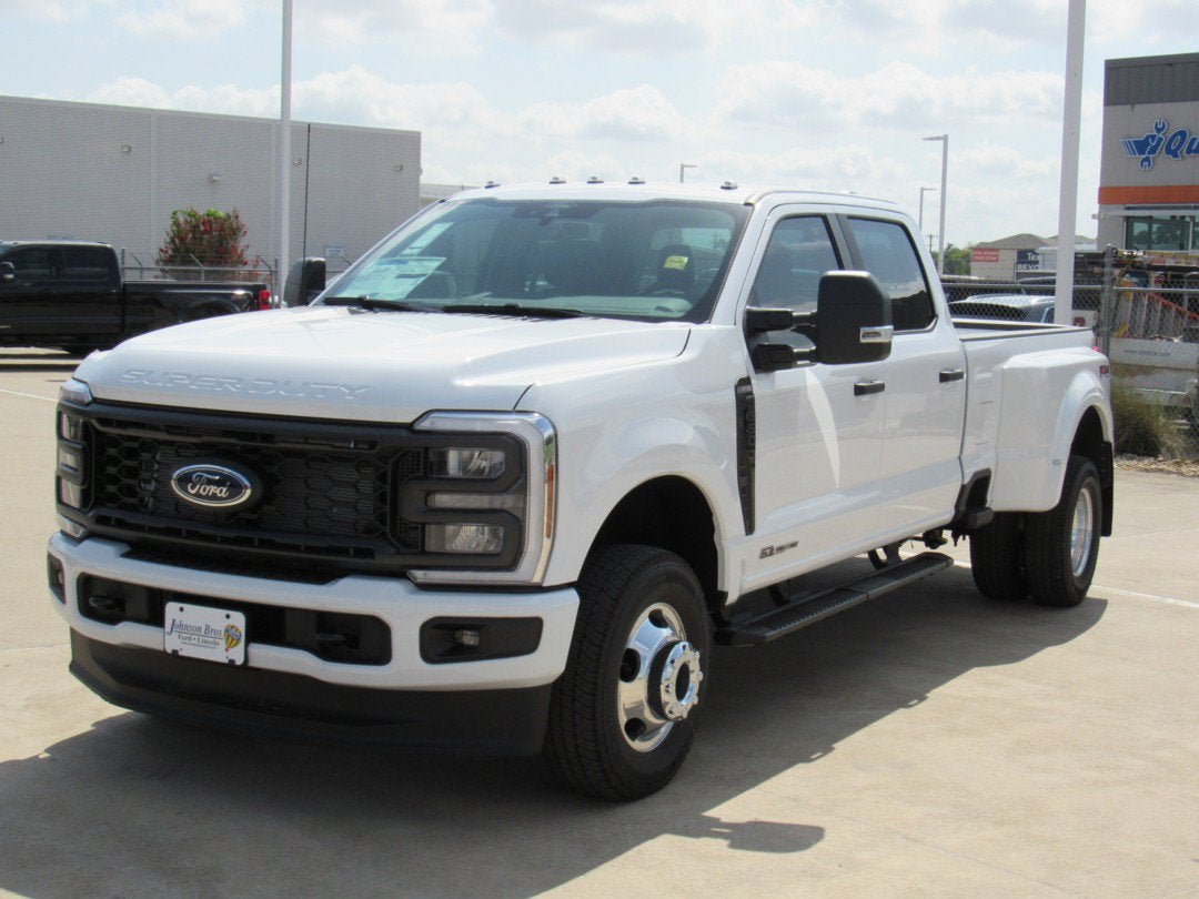 2026 Ford Super Duty F-350 DRW XL