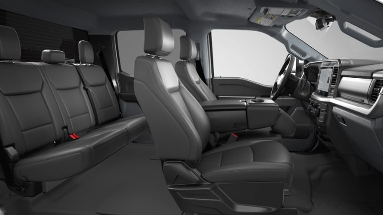 2026 Ford Super Duty F-350 DRW XLT