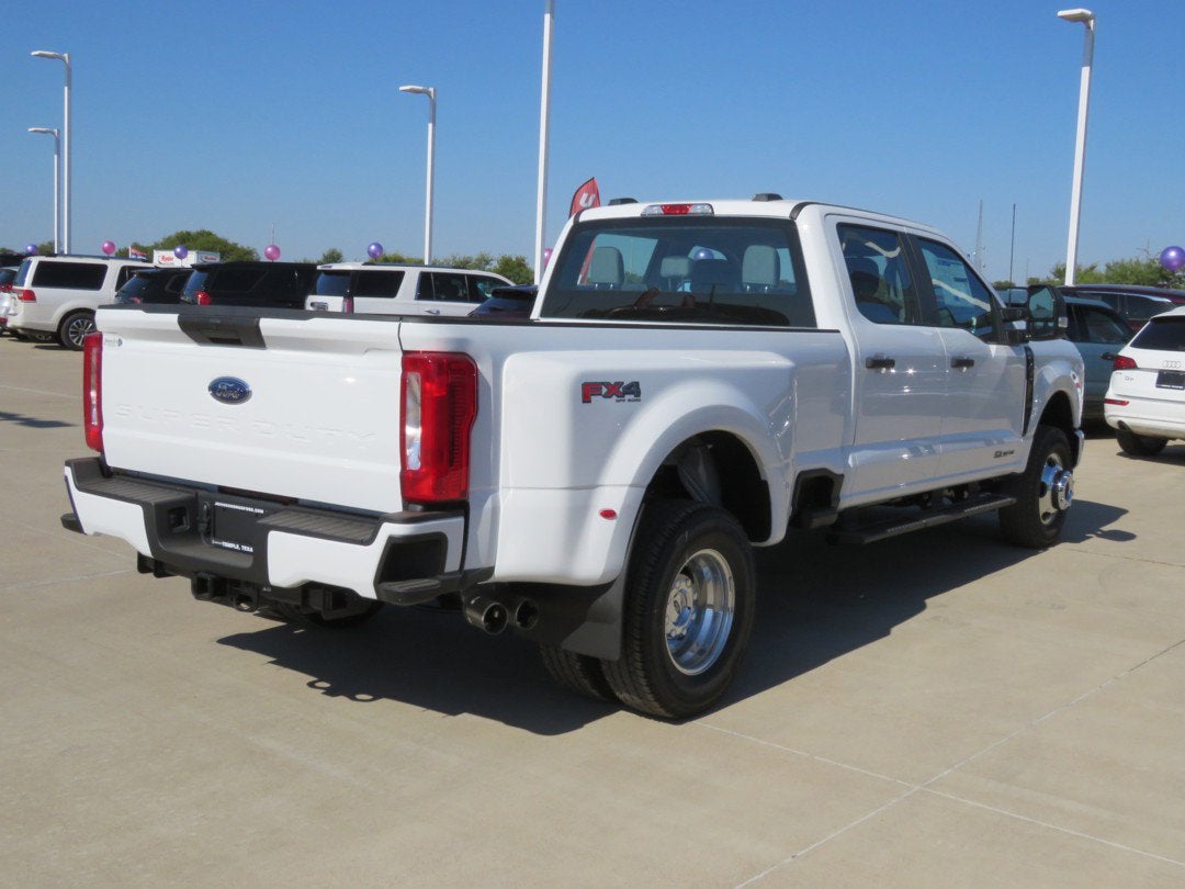 2026 Ford Super Duty F-350 DRW XL