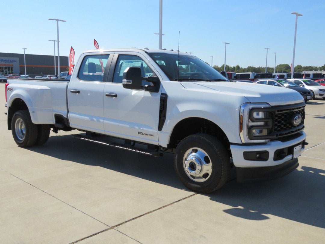 2026 Ford Super Duty F-350 DRW XL