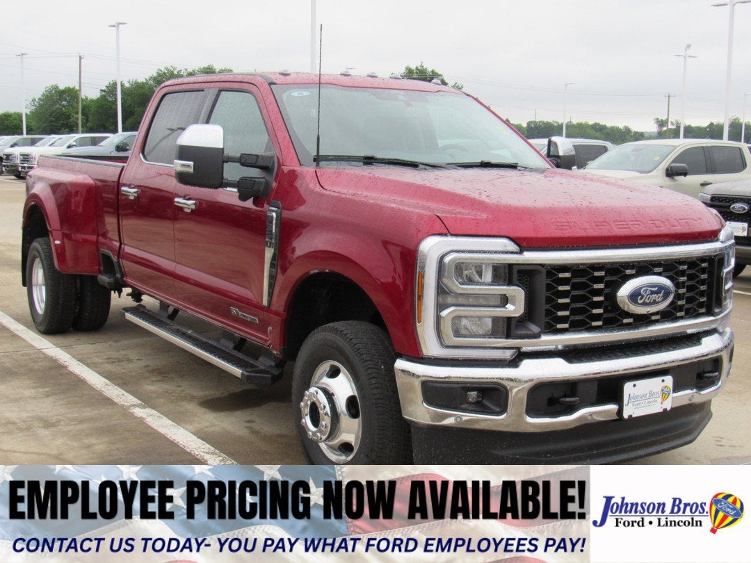2026 Ford Super Duty F-350 DRW LARIAT