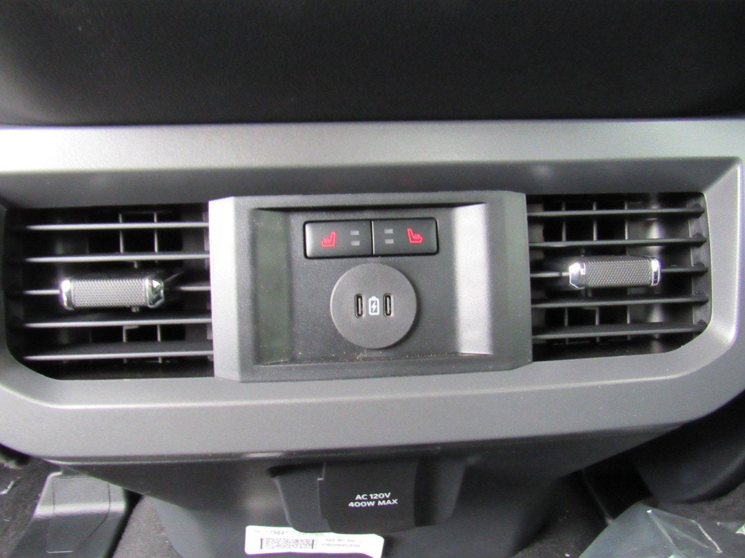2026 Ford Super Duty F-350 DRW LARIAT