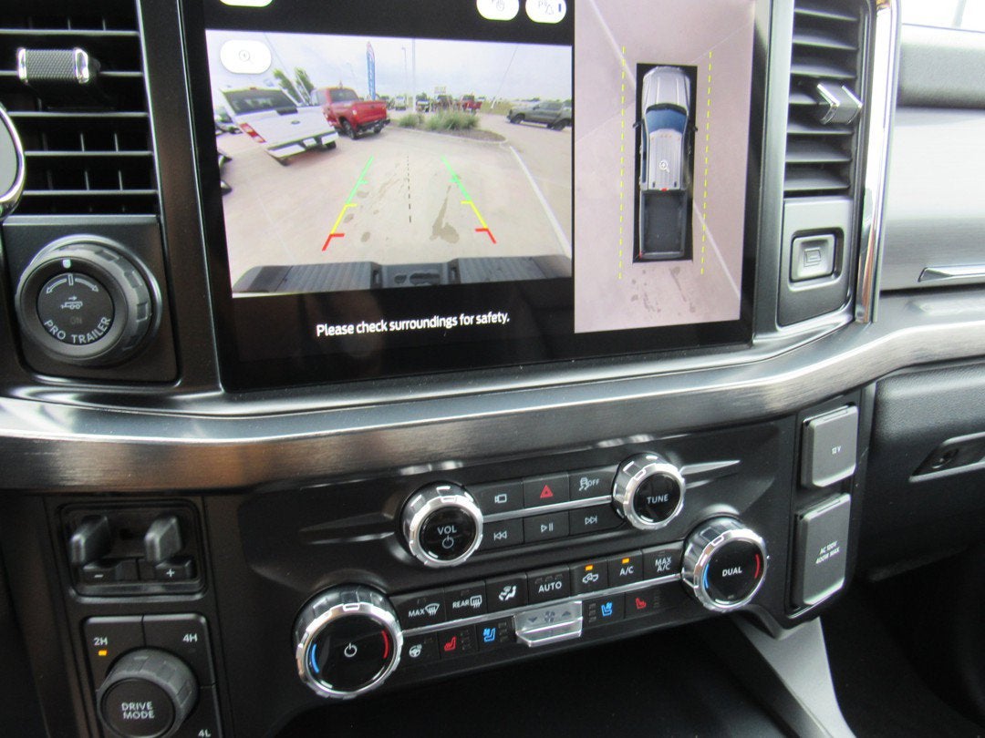 2026 Ford Super Duty F-350 DRW LARIAT