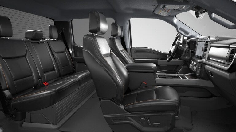 2026 Ford Super Duty F-350 DRW LARIAT