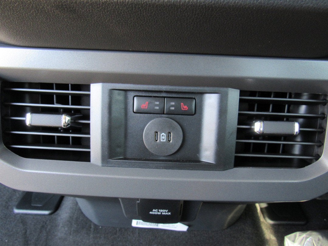 2026 Ford Super Duty F-350 DRW LARIAT