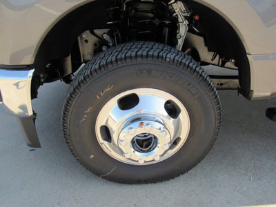 2026 Ford Super Duty F-350 DRW LARIAT